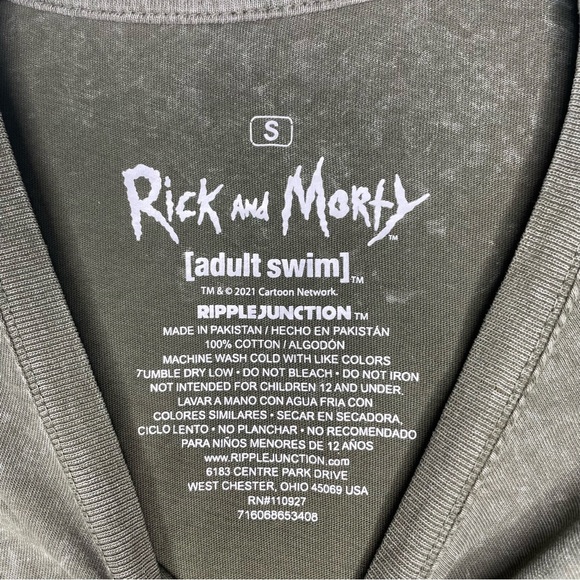 Rick & Morty Casual Green Crewneck Long Sleeve Graphic Print Pullover T-Shirt - Picture 9 of 9